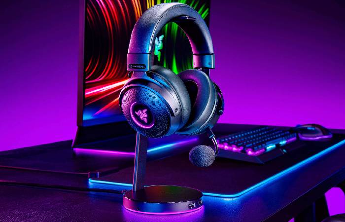 All About thesparkshop.in:product/earbuds-for-gaming-low-latency-gaming-wireless-bluetooth-earbuds JBL Quantum TWS